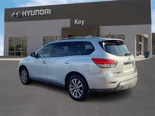 2013 Nissan Pathfinder SV