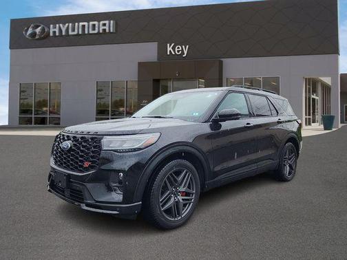 Agate Black Metallic 2025 Ford Explorer ST