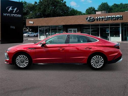 2025 Hyundai SONATA Hybrid Limited