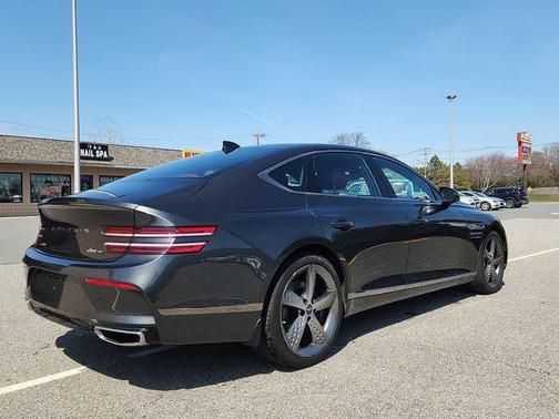 Makalu Gray 2023 Genesis G80 3.5T Sport AWD