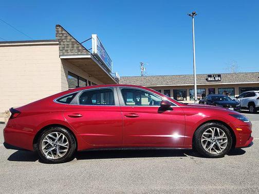 Ultimate Red 2023 Hyundai SONATA SEL