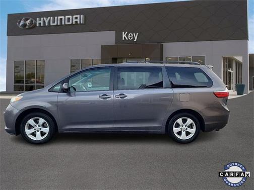 2015 Toyota Sienna LE