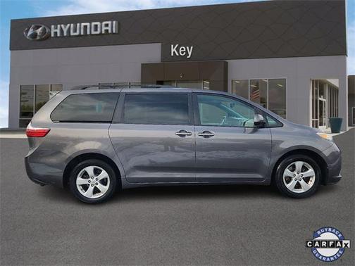 2015 Toyota Sienna LE