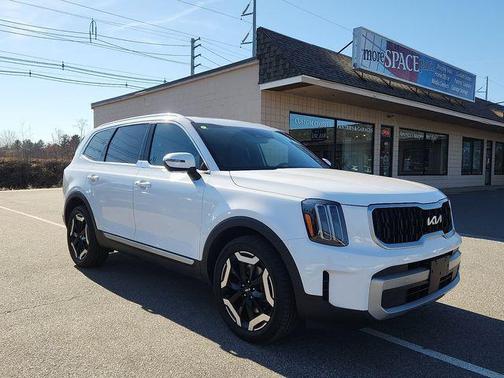 Glacial White Pearl 2023 Kia Telluride EX