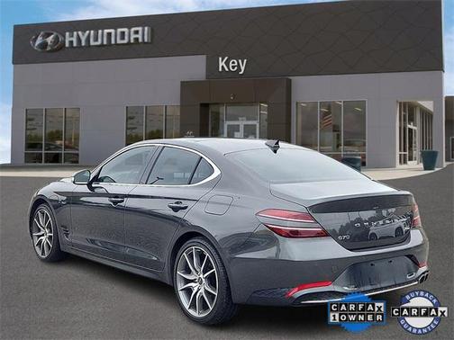 2022 Genesis G70 2.0T AWD