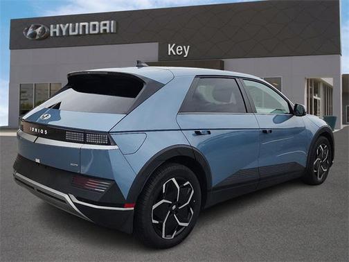 2024 Hyundai IONIQ 5 SEL