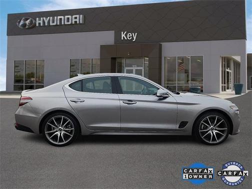 2022 Genesis G70 2.0T AWD