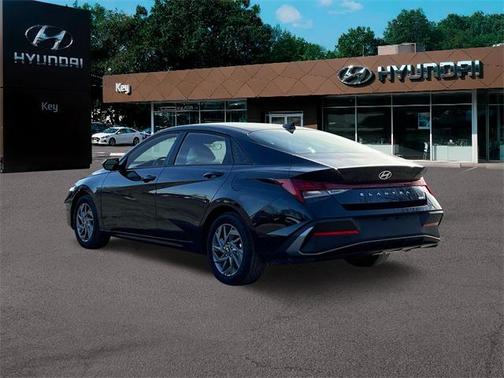 2025 Hyundai ELANTRA HEV Blue
