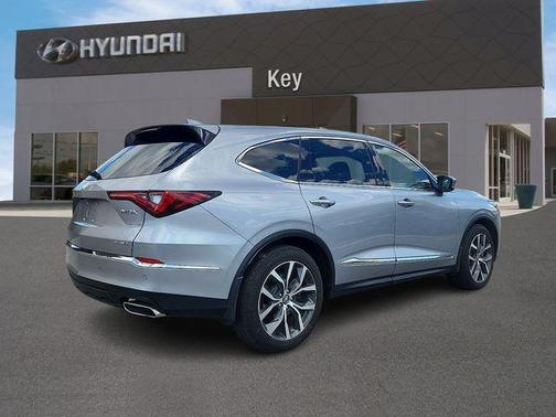 Silver Metallic 2023 Acura MDX Technology Package