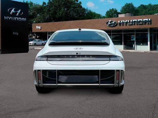2025 Hyundai IONIQ 6 SEL
