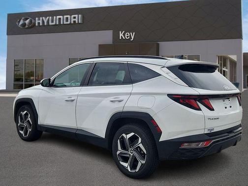 White Pearl 2024 Hyundai TUCSON SEL