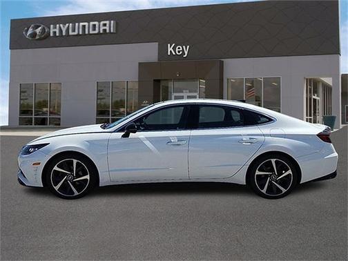 2023 Hyundai SONATA SEL Plus