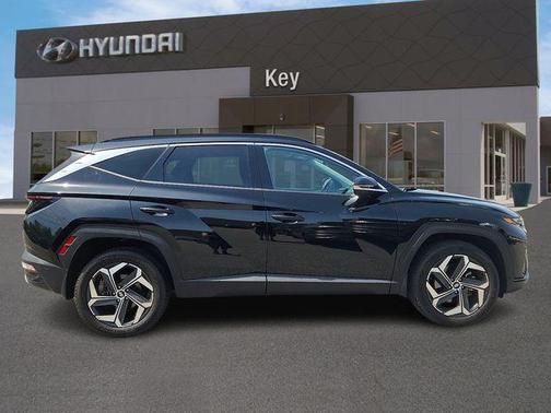 Phantom Black 2023 Hyundai TUCSON Limited