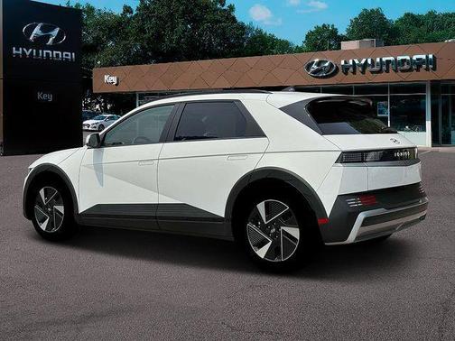 Atlas White 2025 Hyundai IONIQ 5 SEL