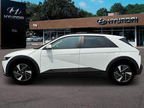 Atlas White 2025 Hyundai IONIQ 5 SEL