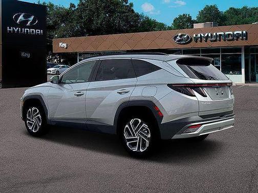 Shimmering Silver 2026 Hyundai TUCSON Limited