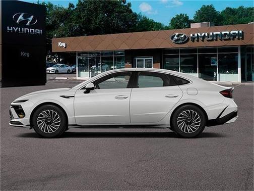 2024 Hyundai SONATA Hybrid Limited