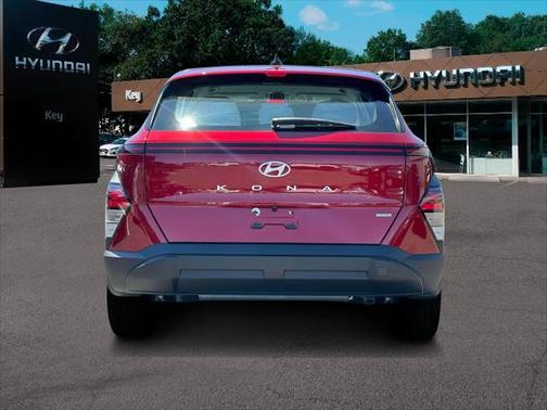 2025 Hyundai KONA SE