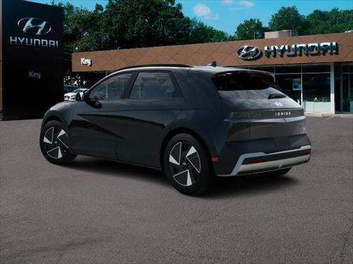 2025 Hyundai IONIQ 5 SEL