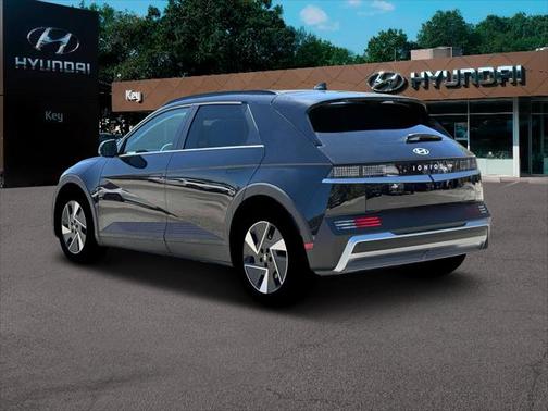 2025 Hyundai IONIQ 5 SEL