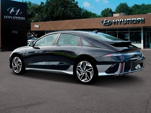 2025 Hyundai IONIQ 6 SEL