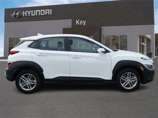 2023 Hyundai KONA SE
