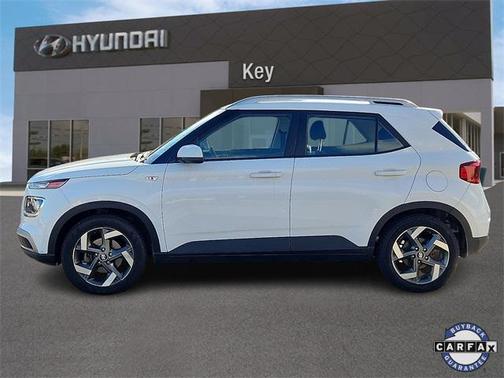 2022 Hyundai VENUE SEL