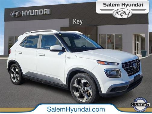 2022 Hyundai VENUE SEL