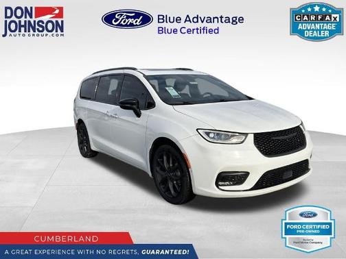 2024 Chrysler Pacifica TOURING L