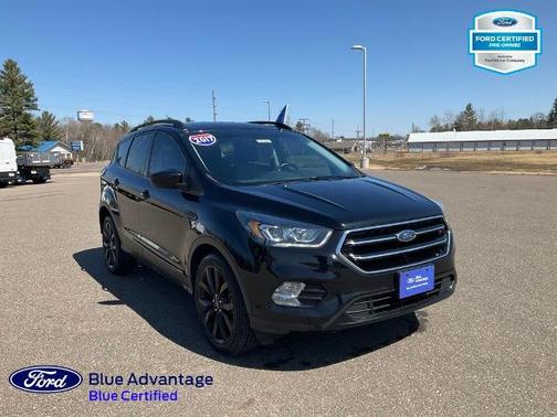SHADOW BLACK 2017 Ford Escape SE