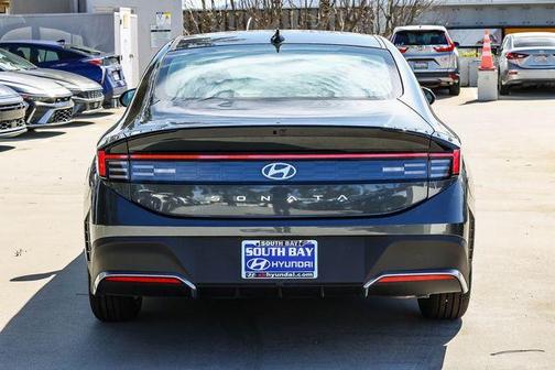 2026 Hyundai SONATA SE