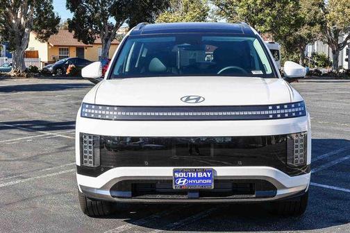 Snow White Pearl 2026 Hyundai IONIQ 9 Performance Calligraphy