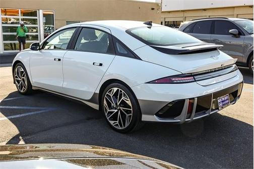 2023 Hyundai IONIQ 6 SEL