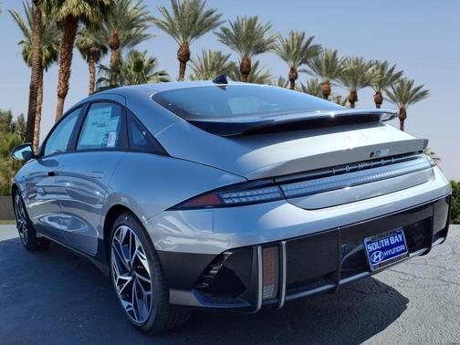 2025 Hyundai IONIQ 6 SEL