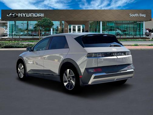 2026 Hyundai IONIQ 5 SEL