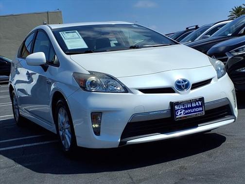 2015 Toyota Prius Plug-in Base