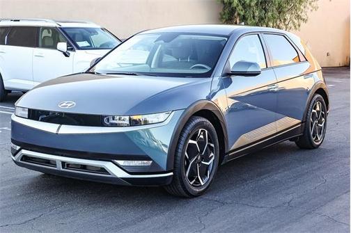 2024 Hyundai IONIQ 5 SE Standard Range