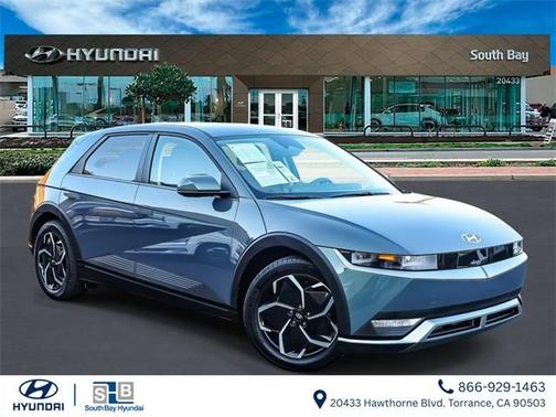 2024 Hyundai IONIQ 5 SE Standard Range