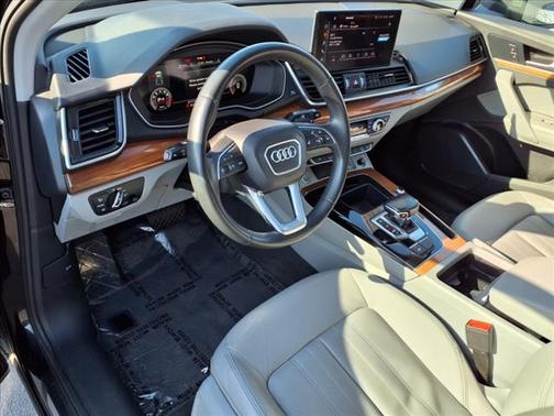 2021 Audi Q5 40 Premium Plus