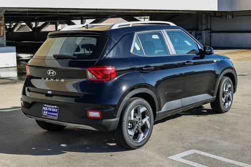 Onyx Black 2026 Hyundai VENUE SEL