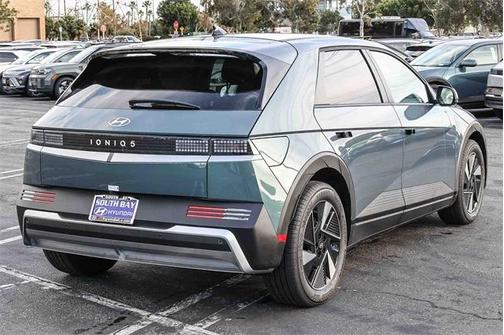 2026 Hyundai IONIQ 5 SE Standard Range