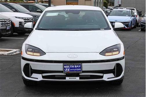2025 Hyundai IONIQ 6 SE