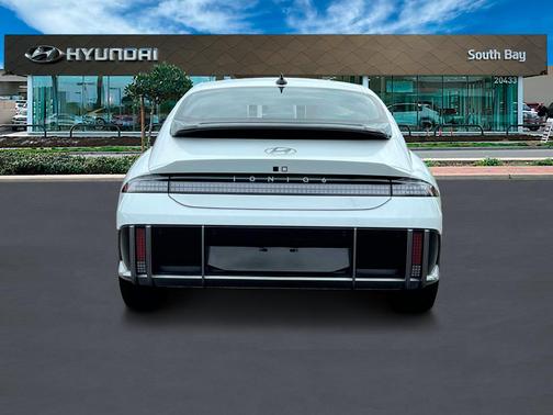 2025 Hyundai IONIQ 6 Limited