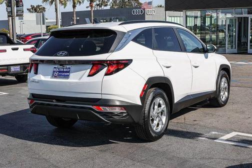 White Pearl 2024 Hyundai TUCSON SEL