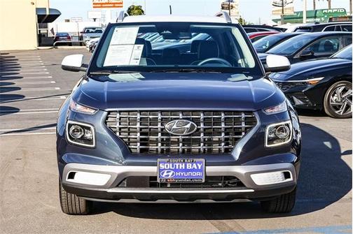 2023 Hyundai VENUE Limited
