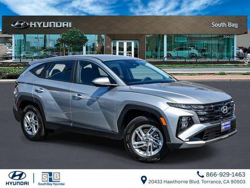 Shimmering Silver 2026 Hyundai TUCSON SE