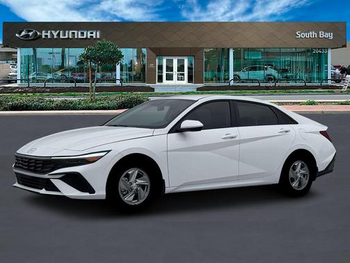 White 2026 Hyundai ELANTRA SE