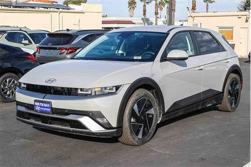 2025 Hyundai IONIQ 5 SE