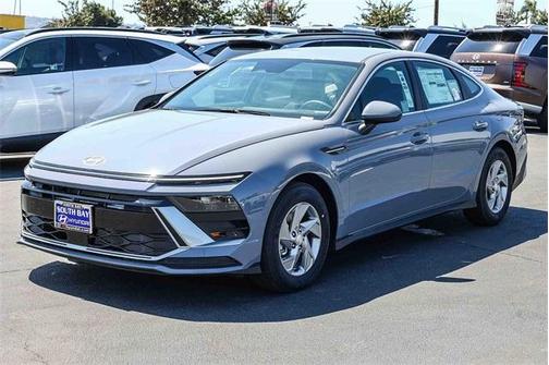 2025 Hyundai SONATA SE
