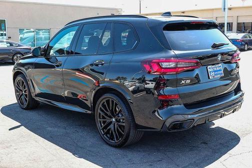 Black Sapphire Metallic 2022 BMW X5 xDrive40i